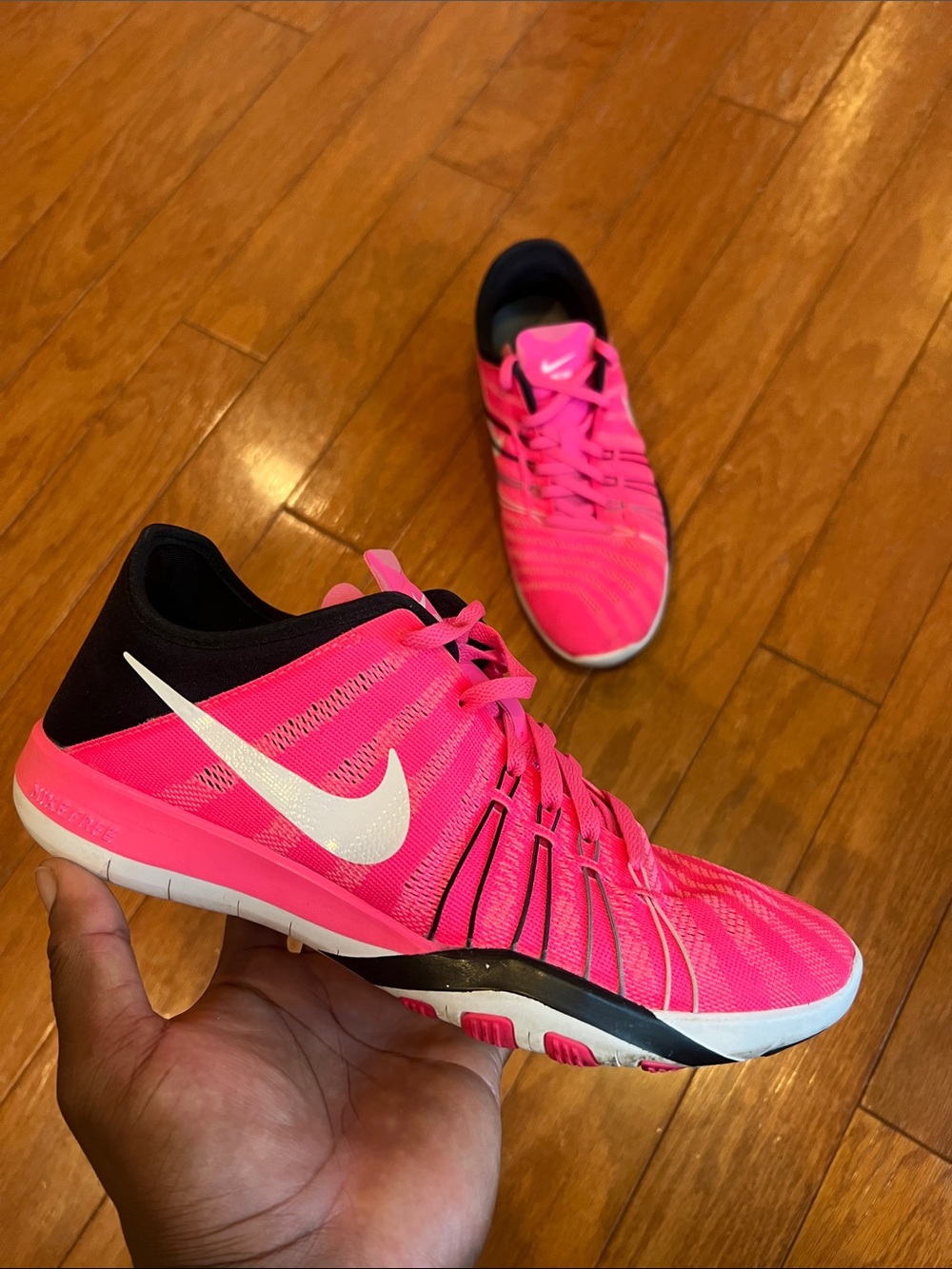 Nike TR 6 Women’s Hot Pink Athletic Running Shoes